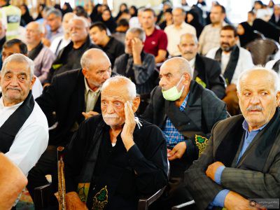 همایش تجلیل از پیرغلامان و خادمان حسینی در نایین برگزار شد+ تصاویر